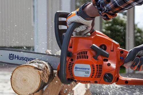Chainsaws & Saws