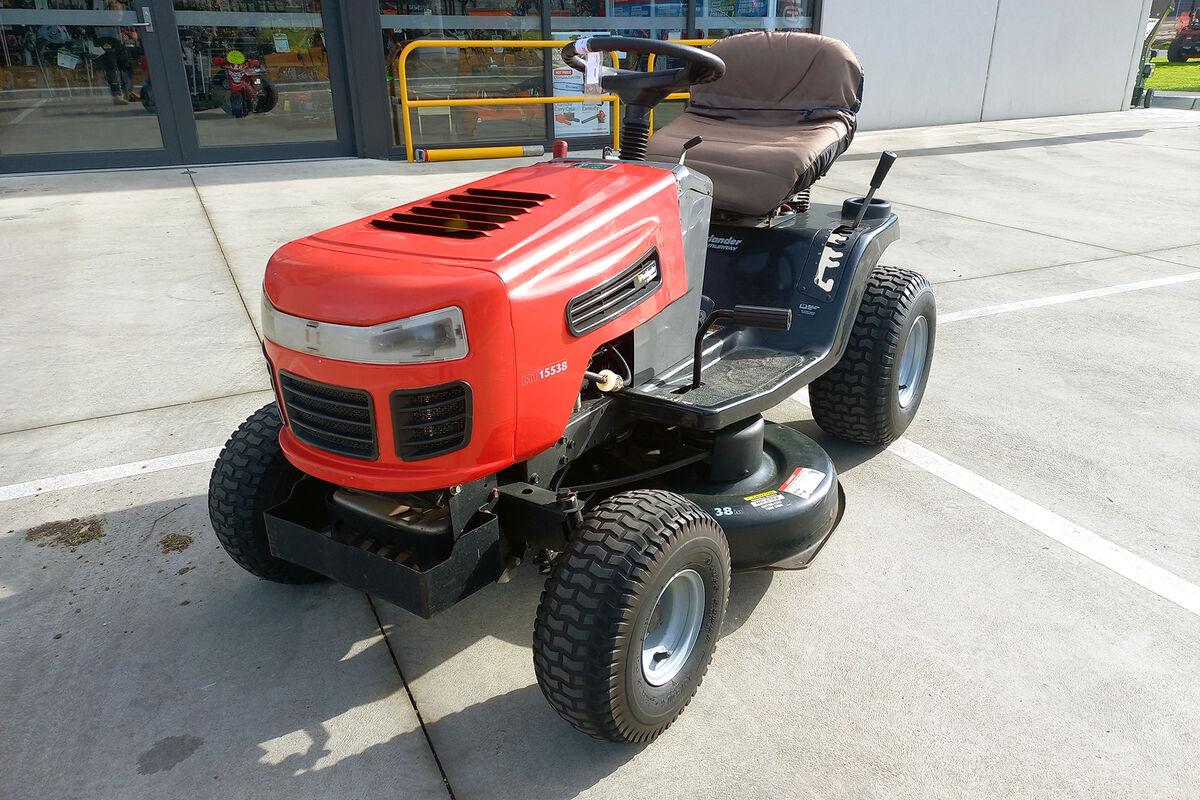 Murray Parklander Second Hand Ride on Mower MT15538 Mowers Galore