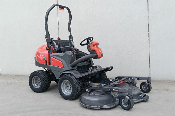 HUSQVARNA 525D AWD 155cm COMBI DECK SECOND HAND UNIT (Drysdale)
