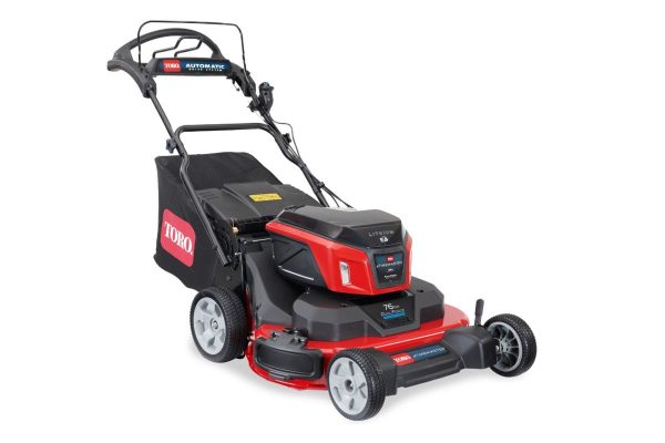 TORO 30″ (76 cm) eTimeMaster™ 60V MAX* Battery Mower