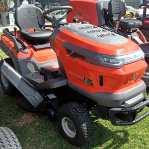 Husqvarna TS220TDF Ride-On Mower (Drysdale)
